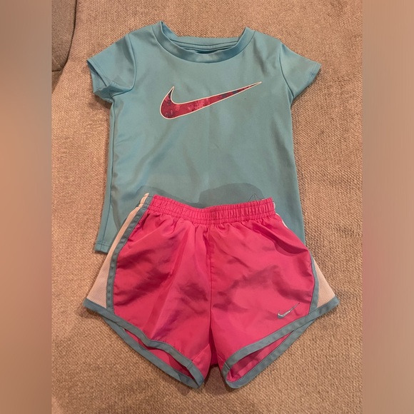 Nike Girls Matching Set - Picture 1 of 3